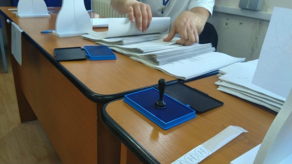Unde votez în Cluj? Află la ce secție ești arondat în funcție de adresă / Unde mergi la urne dacă nu ești în localitatea de domiciliu