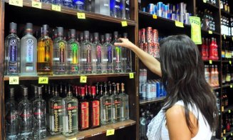 Alcool vândut ILEGAL în Cluj-Napoca în apropierea unei secții de votare. Ce sancțiune au dat polițiștii