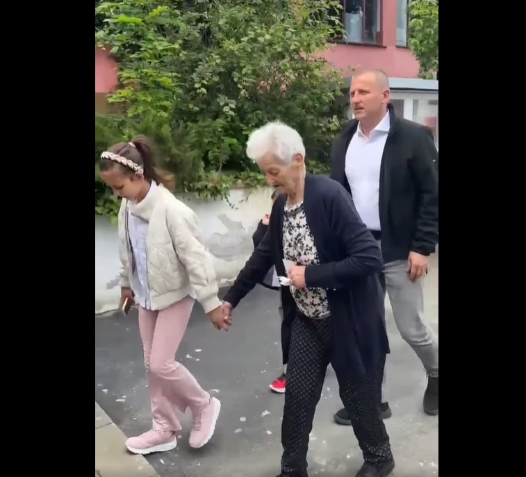 Radu Rațiu, vicepreședintele CJ Cluj, a votat împreună cu bunica de 90 de ani: „Ea înțelege cel mai bine cât de mult s-au sacrificat românii”