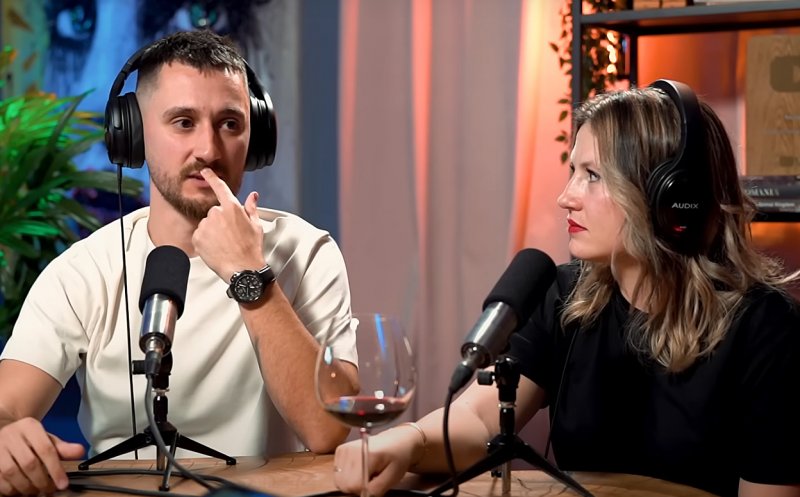 "E dictatură la mine pe cont!" Cine şi de ce primeşte BLOCK de la vloggerii Cristi şi Ralu / Preferinţele politice, exprimate cu argumente