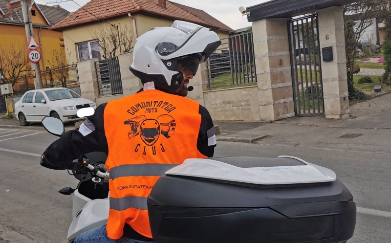 Gest impresionant. Motocicliștii vor transporta apă potabilă în zonele din Cluj-Napoca unde se ia apa