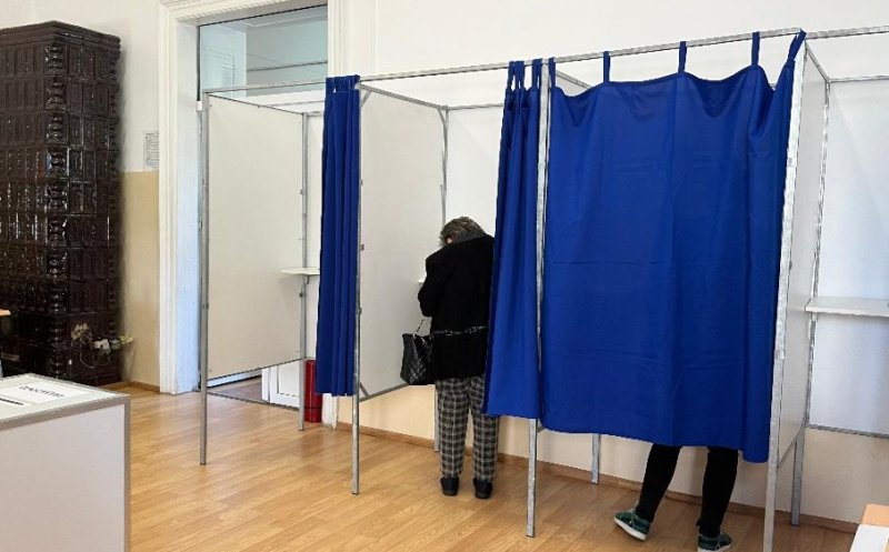 Cum comentează analiștii politici clujeni rezultatul votului de la alegerile prezidențiale / Scenarii pentru alcătuirea viitorului guvern