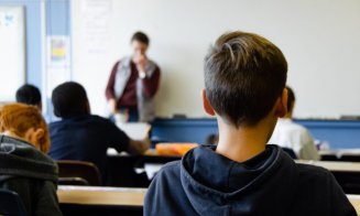 Bursele școlare vor fi reanalizate. Ministrul Educației: "Trebuie să susţină două lucruri: excelenţa şi componenta socială"
