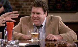 A murit actorul american George Wendt, celebru mai ales pentru rolul lui Norm din serialul „Cheers”