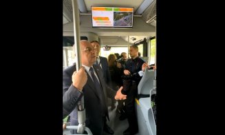 AUTOBUZ FĂRĂ ȘOFER, în teste la Cluj-Napoca. Primarul Boc, printre călători