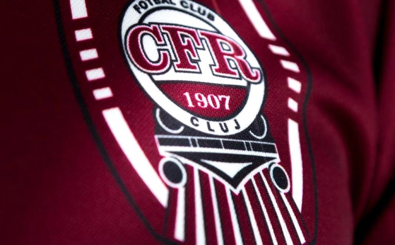 Un puşti de 16 ani a semnat un contract profesionist cu CFR Cluj
