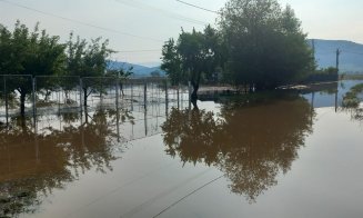 Pompierii din Cluj, trimiși să ajute după inundațiile din Covasna. Acționează cu echipaje din mai multe județe