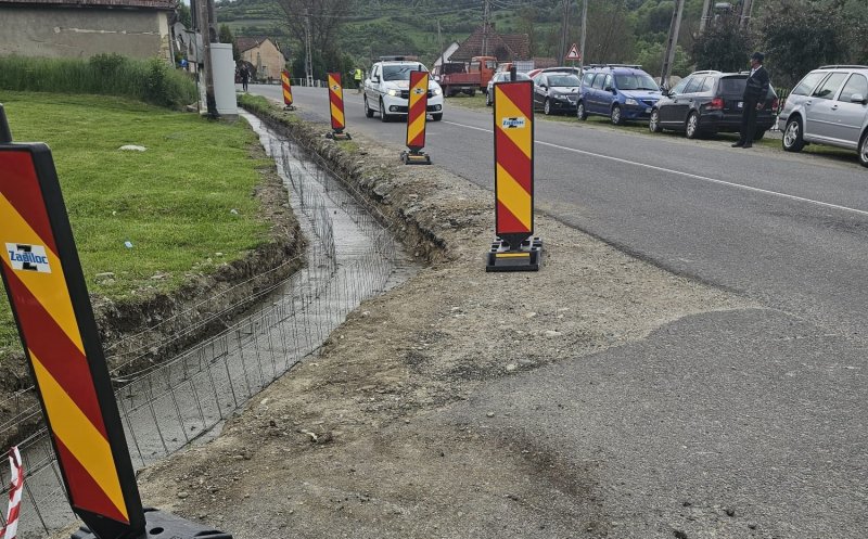 Au început reparațiile pe un important drum județean din Cluj. Se vor instala și noi stații de autobuz
