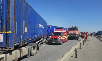 ACCIDENT teribil între 3 TIR-uri și 5 autoturisme / Un copil de 10 ani a murit