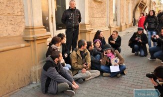 Imagini rare cu Nicușor Dan și Mirabela, la un protest din Cluj-Napoca, în urmă cu aproape 14 ani
