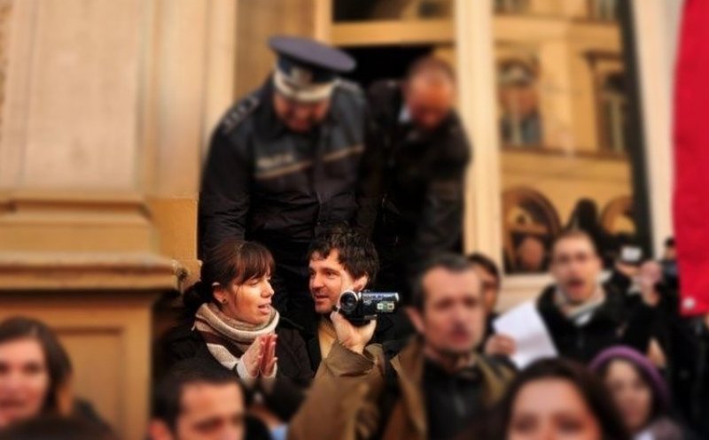 Imagini rare cu Nicușor Dan și Mirabela, la un protest din Cluj-Napoca, în urmă cu aproape 14 ani