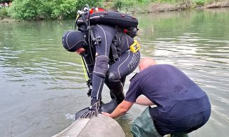 Tragedie la scăldat: Fetiţă de 8 ani înecată / Supravegheaţi copiii şi NU ignoraţi măsurile de prevenire a înecului