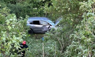 Accident rutier GRAV în județul Cluj: Patru victime, transportate de urgență la spital