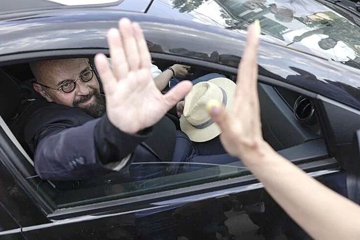 Să vină Piedone la Big, în Mănăştur: "Singura soluţie..." / Clujenii s-au săturat de "furtişagurile" de la casele de marcat