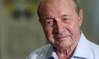 Traian Băsescu, operat de urgență pe cord, la Paris