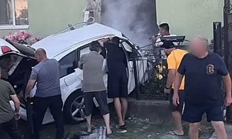 Un tânăr de 19 ani a luat permisul în luna mai, iar în iunie a MURIT într-un accident cumplit / S-a înfipt cu mașina în zidul unei case