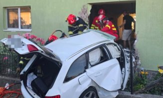 Un tânăr de 19 ani a MURIT într-un accident cumplit la o lună după ce a luat permisul / S-a înfipt cu mașina în zidul unei case