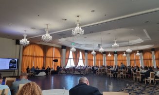 O nouă carte lansată de Alin Tișe / Florin Piersic, prezent la eveniment