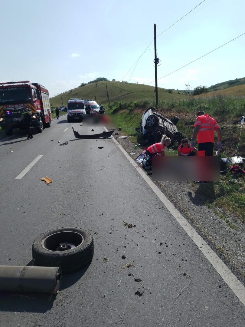 Cum s-a petrecut accidentul între Apahida și Corpadea, soldat cu moartea unui bărbat și o femeie în stare gravă