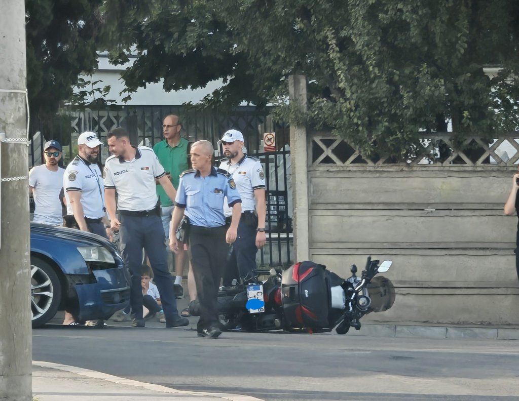 Accident rutier în Gheorgheni: Un motociclist a ajuns la spital după ce a fost lovit de o mașină