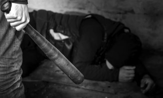 Percheziţii şi mandate de aducere la BĂTĂUŞII din Iara şi Petreştii de Jos / 7 bărbaţi săltaţi de poliţie / Bâte metalice şi de lemn găsite la percheziţii