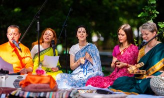Festival Namaste India în Cluj-Napoca. Arta îmbrăcării sari-ului, Bollywood Flashmob și sesiuni de yoga