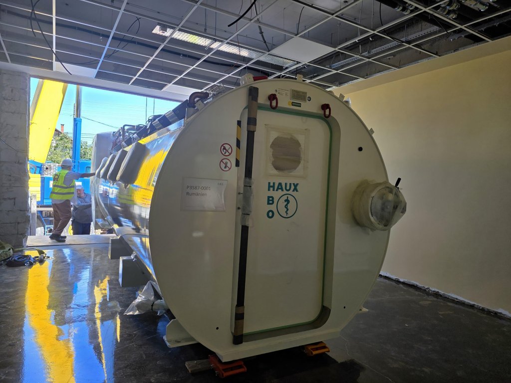 Prima cameră hiperbară din dotarea unui spital public din România a fost livrată la Spitalul de Recuperare din Cluj-Napoca
