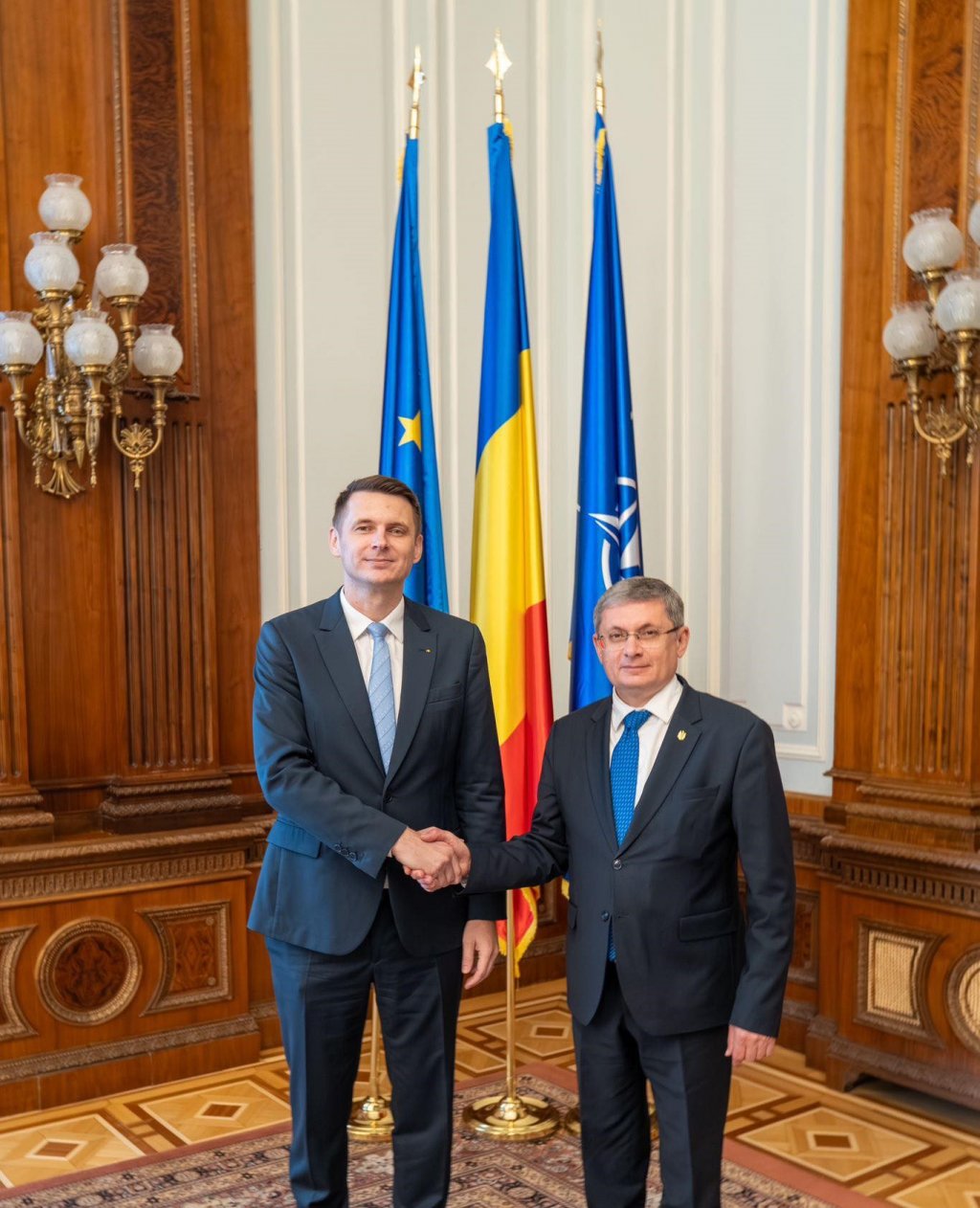 Mircea Abrudean l-a primit la Senat pe președintele Parlamentului Rep Moldova: „Continuăm să lucrăm împreună în domenii importante”