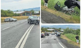 Patru mașini implicate într-un accident la intrare în Cluj-Napoca: două au ajuns în șanț