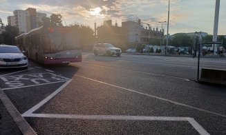 Atenţie! O staţie de bus din Mănăştur a făcut rocada cu staţia de taximetre. Cum staţi cu sprint-ul de pe loc?