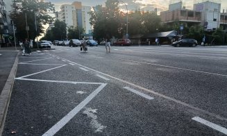 Atenţie! O staţie de bus din Mănăştur a făcut rocada cu staţia de taximetre. Cum staţi cu sprint-ul de pe loc?