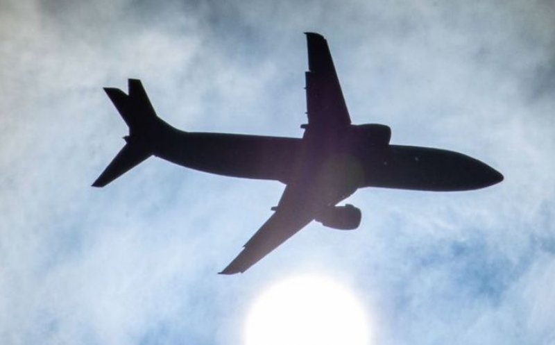 Încă un incident aviatic! Un avion de pasageri s-a întors din zbor după o problemă gravă semnalată la bord