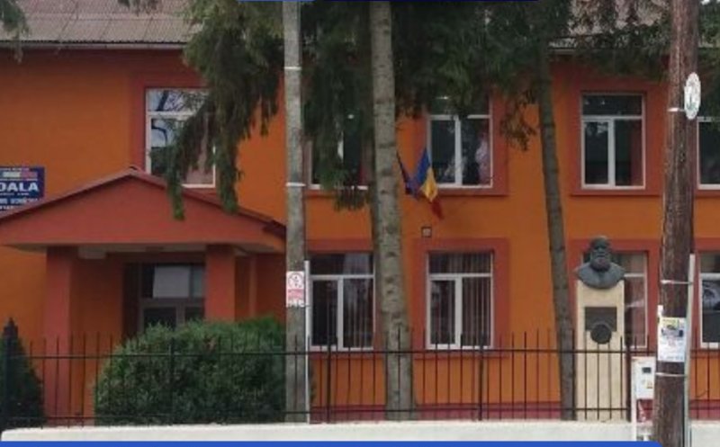 Școală din județul Cluj, grav avariată de ploi. Va fi reparată până la toamnă