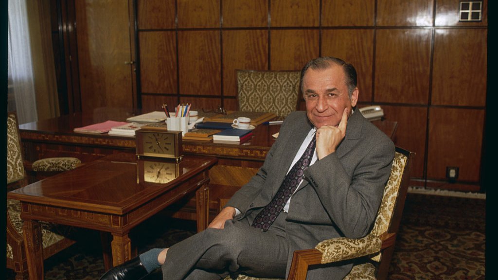 20 de lucruri mai puțin știute despre Ion Iliescu