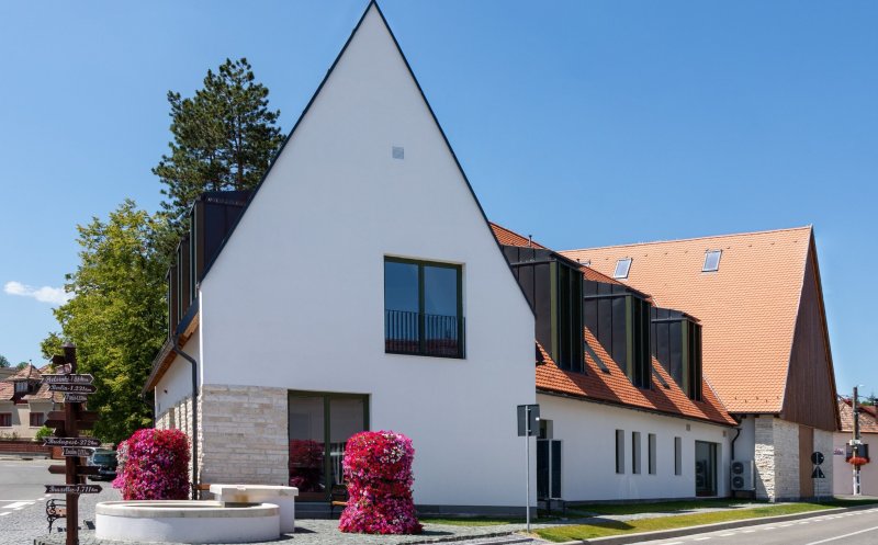 Casa de Cultură din Sâncraiu, lăudată de arhitectul șef al Clujului: „Este un model de echilibru între prezent și tradiție”