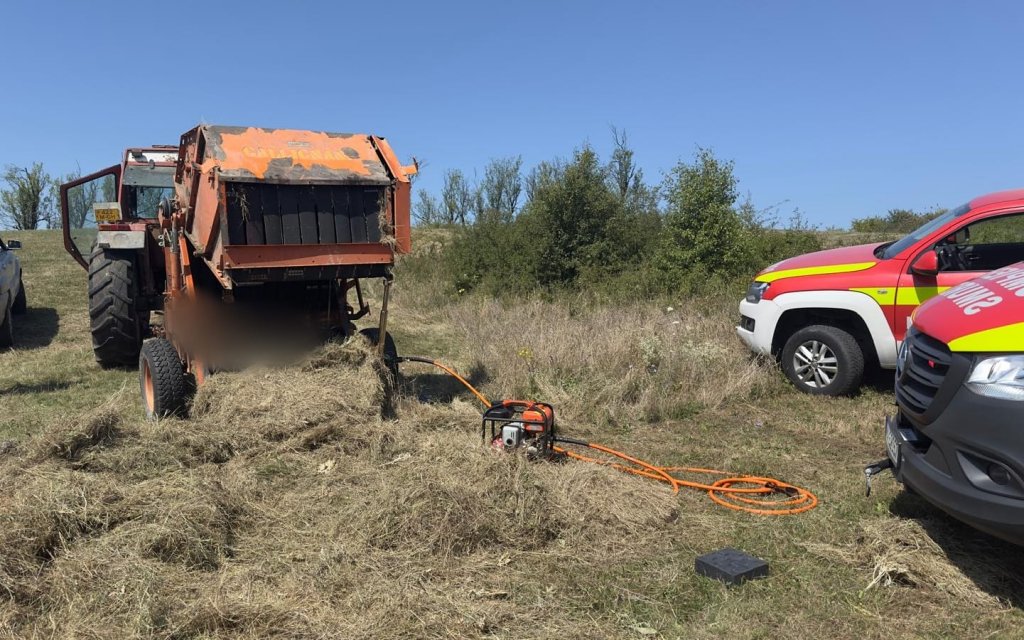 Incident tragic la Cluj! Un tânăr a murit după ce a fost prins într-un utilaj agricol