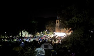 Se strâng pelerinii la Nicula pentru sărbătoarea hramului Mănăstirii