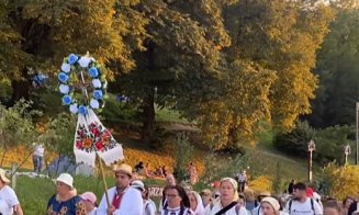 Se strâng pelerinii la Nicula pentru sărbătoarea hramului Mănăstirii