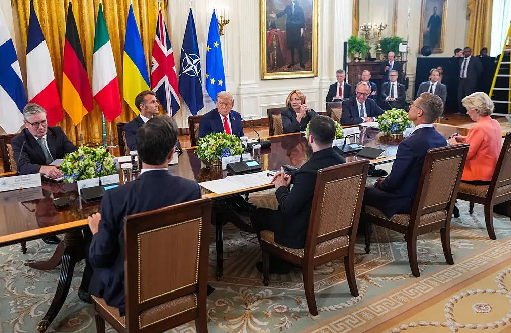 Summit istoric la Casa Albă: Zelenski și alți lideri europeni au învățat câte ceva despre negocieri în stilul Trump. La fel și Putin
