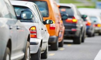 Atenție, șoferi! Lucrări pe o stradă din Turda. Cât vor dura