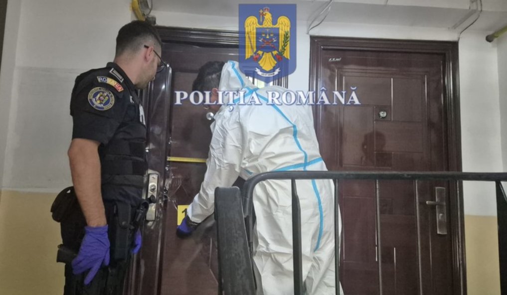 ȘOCANT: Un bărbat și-a omorât soția sub ochii copilului, apoi s-a aruncat de la etaj