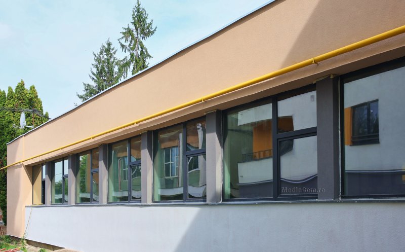 Avansează lucrările de modernizare la Liceul Teoretic „Liviu Rebreanu” din Turda. Stadiul actual al proiectului