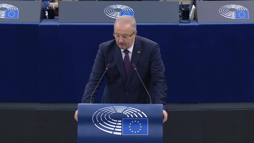 Vasile Dîncu, mesaj mobilizator pentru CFR Cluj după rușinea cu Hacken: "Înfrângerea nu e un sfârșit, ci începutul drumului spre o nouă victorie"