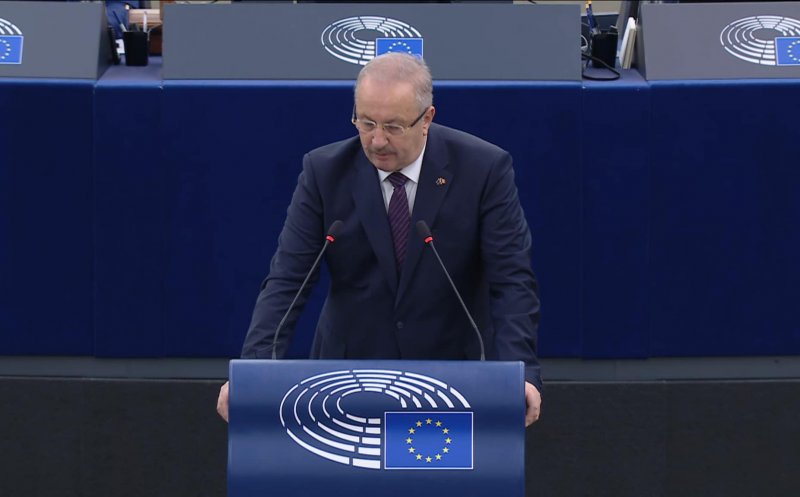 Vasile Dîncu, mesaj mobilizator pentru CFR Cluj după rușinea cu Hacken: "Înfrângerea nu e un sfârșit, ci începutul drumului spre o nouă victorie"