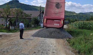 Reparații pe un drum preluat recent de CJ Cluj. Va fi și asfaltat