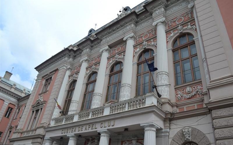 Protest la Curtea de Apel Cluj: Judecătorii cer retragerea urgentă a reformei pensiilor speciale și suspendă majoritatea cauzelor