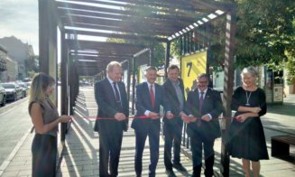 Cum au salvat elvețienii satele României: o expoziție care scrie istorie la Cluj, alături de ambasadorul Elveției