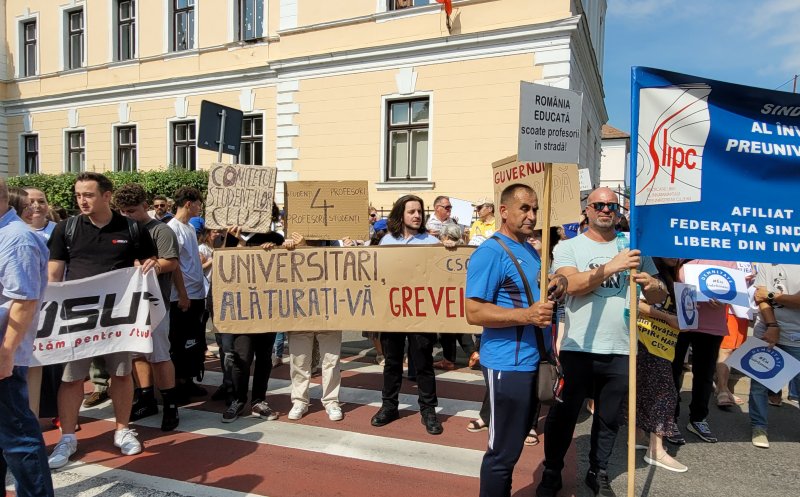 Organizațiile studențești anunță că rămân solidare cu profesorii și se alătură protestului de la Cluj