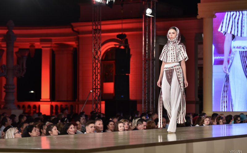 Festivalul Internațional de Modă Transilvania Fashion 2025 începe joi la Cluj cu două schimbări majore: Are loc în două locații din oraș și se întinde pe patru zile