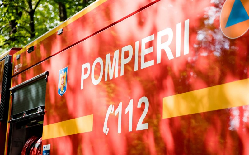Weekend intens pentru ISU Cluj: sute de intervenții, un incendiu devastator și mai multe accidente